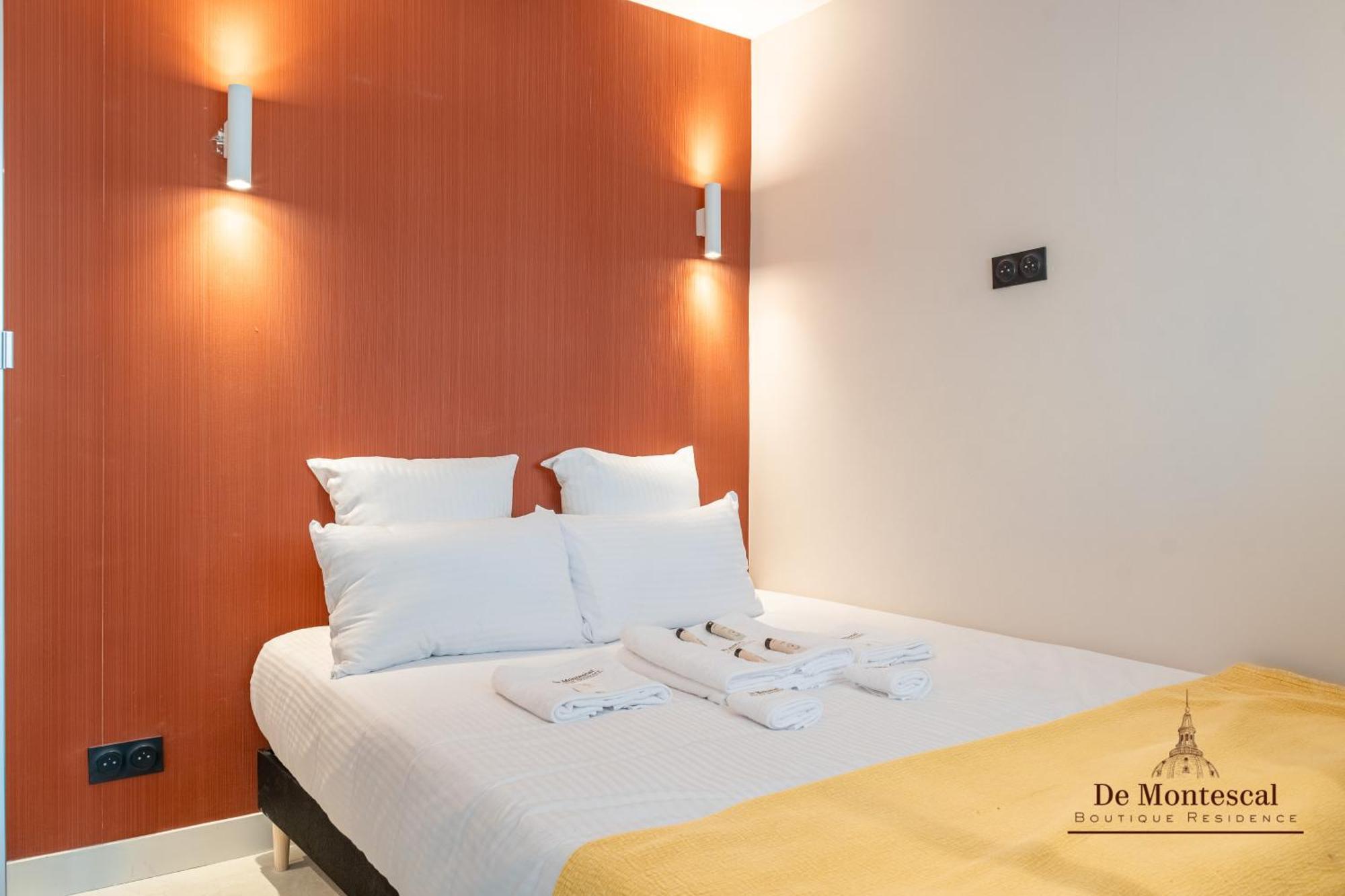 De Montescal - Hot Tub And Ac Cosy Apartment A Prime Location 40M2 巴黎 外观 照片