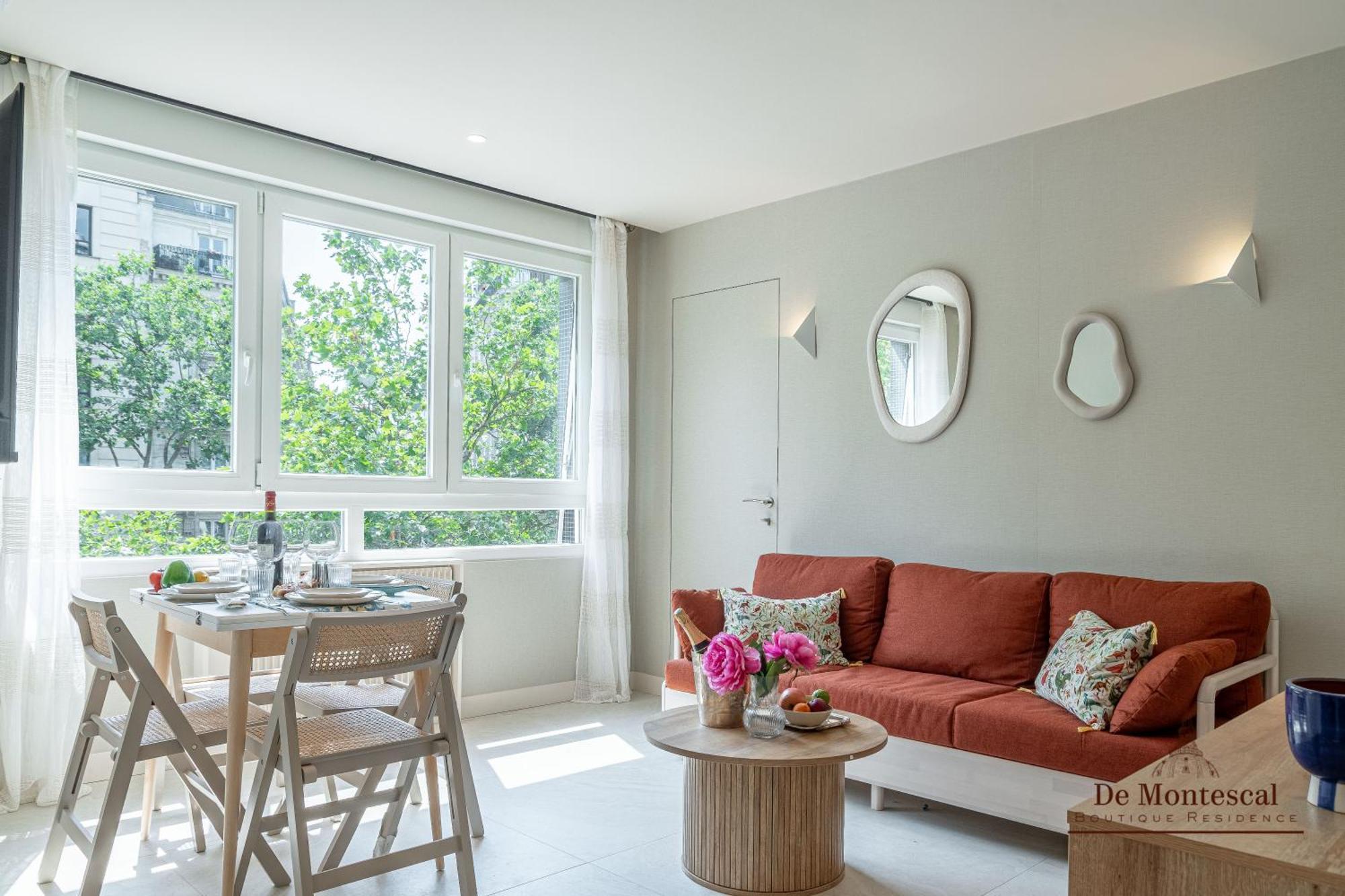 De Montescal - Hot Tub And Ac Cosy Apartment A Prime Location 40M2 巴黎 外观 照片