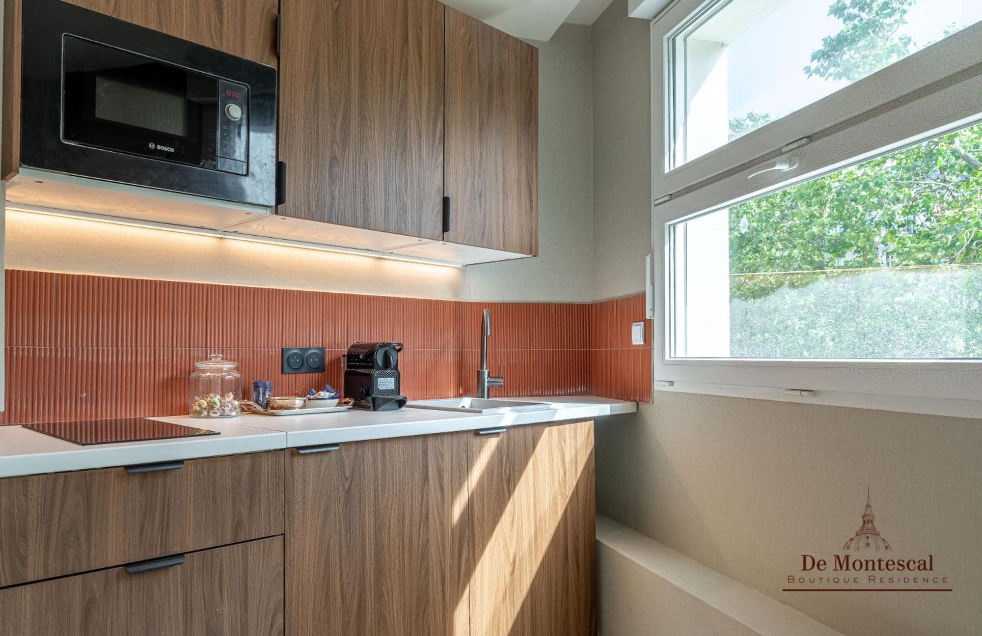 De Montescal - Hot Tub And Ac Cosy Apartment A Prime Location 40M2 巴黎 外观 照片